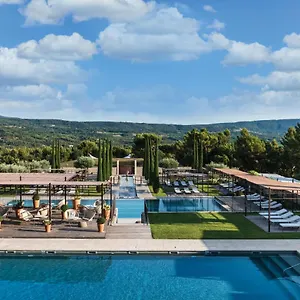 https://la-coquillade.fr-provencehotel.com