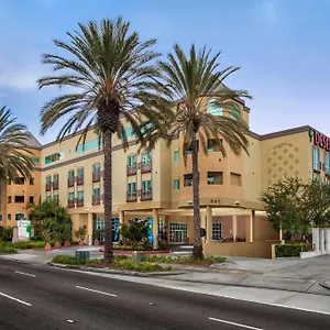 Hotel Desert Palms &